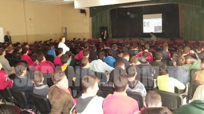 Sapanca'da 'Madde Bağımlılığı ve Korunma Yolları' Konferansı