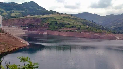 Komşu Kıyak Yaptı! Yalovalı da Sapanca Gölünden Su İçecek!