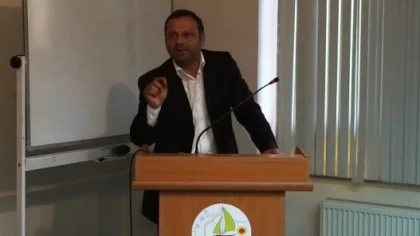 MHP Sapanca Belediye Meclis Üyesi Eker: 'Sapanca Gölü Bir Su Deposu Değildir'