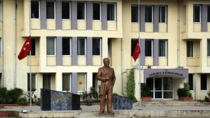 Sapanca'da Bayraklar Yarıya İndirildi