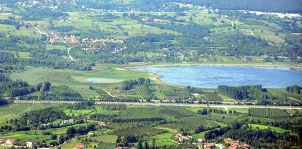 Sapanca Gölü'nde Tehlike Çanları!