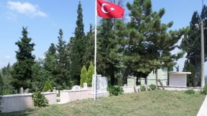 Büyükşehir Arife Günü Mezarlıklarda Çiçek Dağıtacak