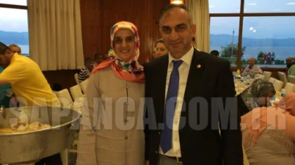 Sapanca Belediye Başkanı Aydın Yılmazer, Personelini İftarda Ağırladı