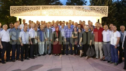 AK Parti Sapanca'da Gövde Gösterisi Yaptı
