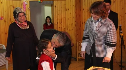Gökhan Azcan, Sapanca İlkokulu'nda Tablet Dağıtım Programına Katıldı