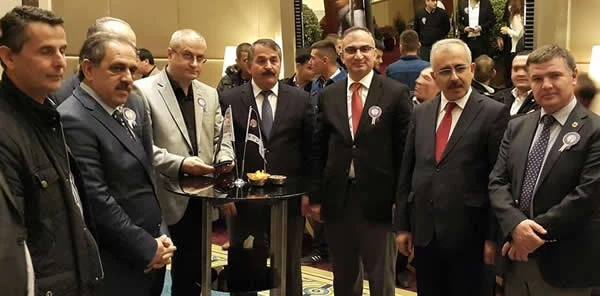 Başkan Yılmazer Plant Dergisi Ödül Törenine Katıldı