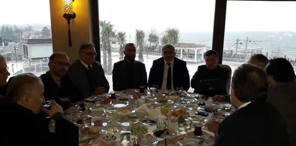 İnci, Sapanca'da Konuştu