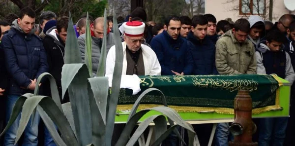 Nartop'un Cenazesi, Sapanca İlçesinde Defnedi