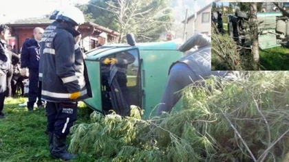 Ağaca Çarpan Otomobil Takla Attı