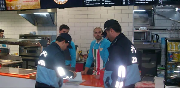 Sapanca'da Zabıtadan İş Yeri Denetimi