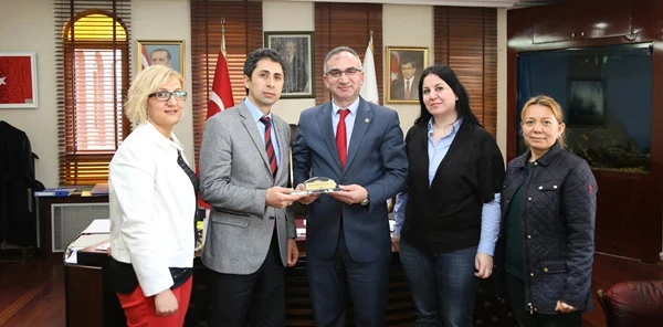 Başkan Yılmazer'e Bir Tebrik de Sapanca İlköğretim Okulundan