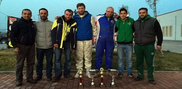 Karabük Off Road Yarışlarında Mücadele Eden Taylan Kardeşler Kupalarla Dönüyor