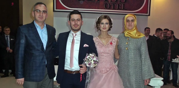 Kemal Adıyaman ile Hilal Aksoy, Evlilik Yolunda İlk Adımı Attı