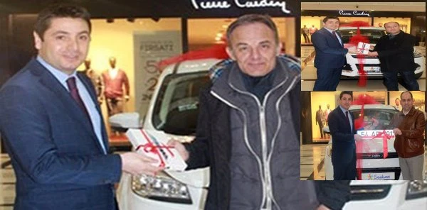 Serdivan Avm Talihlisi Sapancalı İrfan Bursalıoğluna Arabası Teslim Edildi