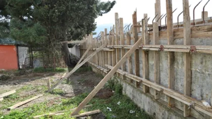 Sapanca Belediyesi Yaptığı Çevre Düzenlemesi ve Tadilatlara Devam Ediyor