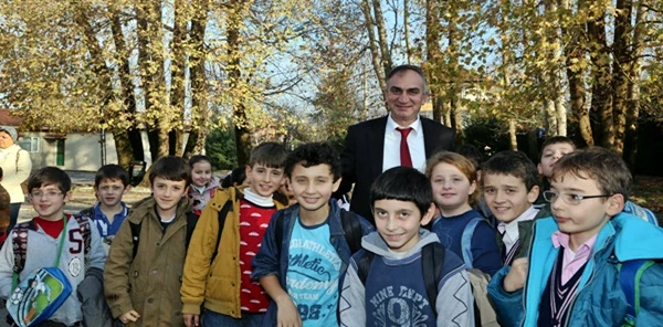 Başkan Yılmazer'in 23 Nisan Mesajı