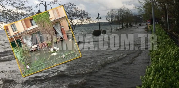 Sapanca Gölü Kenarında Bulunan Evleri Su Bastı