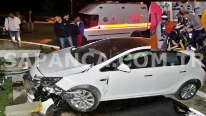 Sapanca'da Kaza: 2 Yaralı