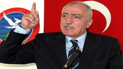 Yurt Partisi Sahaya İniyor
