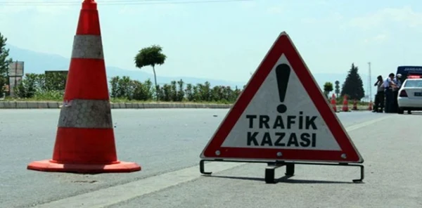 9 Yaşındaki Ayşenur Trafik Kazasında Hayatını Kaybetti