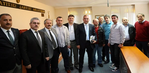Başkan Yılmazer Su Fabrikaları Yöneticileri ile Görüştü