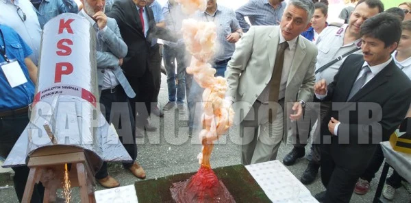 Genç Mucitler İşbaşında