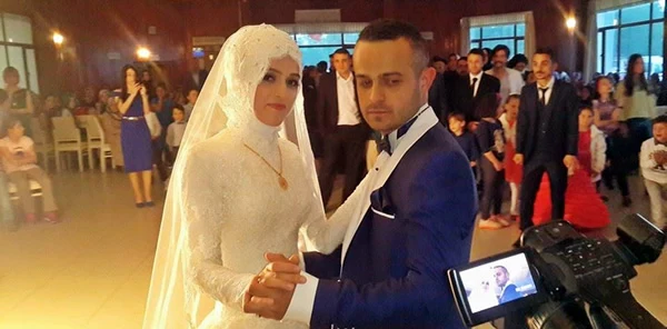 Mutluluğa Evet Dediler