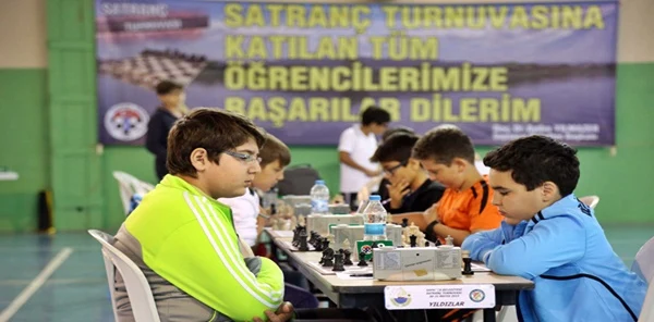 Sapanca Belediyesi Satranç Turnuvası Kapalı Spor Salonunda 2 Gün Sürecek