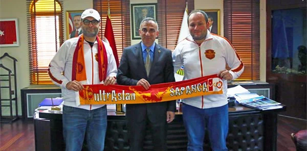 Ultraslan Sapanca Başkan Yılmazer'i Ziyaret Etti