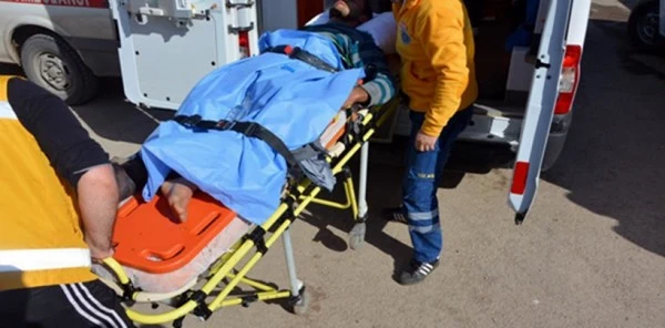 Kiraz Ağacından Düşen Mehmet Çatan Hayatını Kaybetti