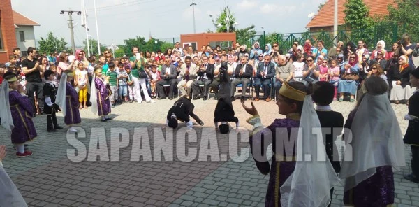 Nazmiye Ömer-Sözer İlk ve Ortaokulu Çocuk Şenliği Gerçekleşti