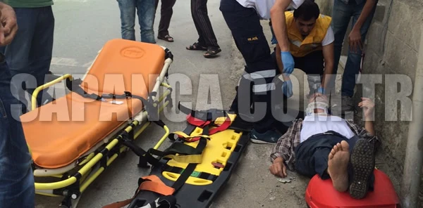 Otomobille Elektrikli Bisiklet Çarpıştı: 1 Yaralı
