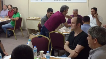 Sakarya Özgür-Der İftarda Buluştu