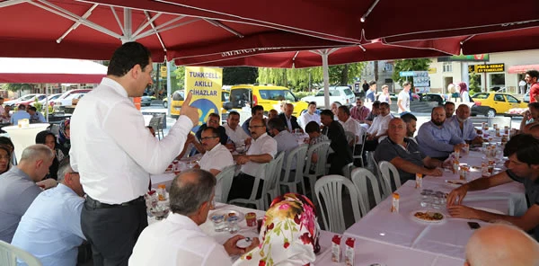 AK Parti Sapanca'da Ramazan Bayramlaşması