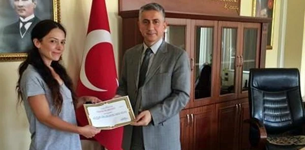 Azcan'dan Nuray Ersoy'a Teşekkür Belgesi