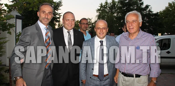 MHP Sapanca İftar Verdi