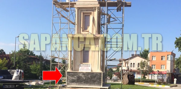 Saat Kulesi'ndeki O Yazı Kaldırıldı