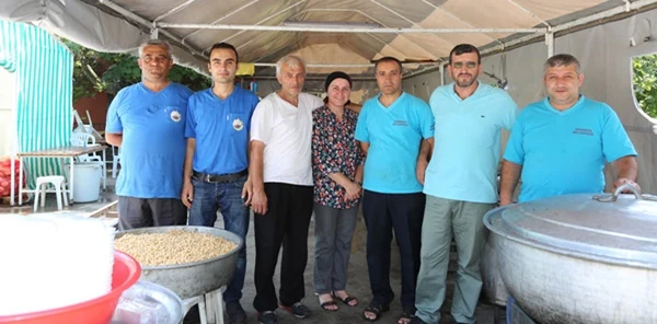 Sapanca Belediyesi İftar Çadırı Binlerce İnsanı Ağırladı