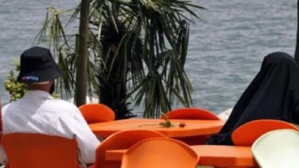 Köyler Arap Zenginlerine ’Villaköy’ Oldu