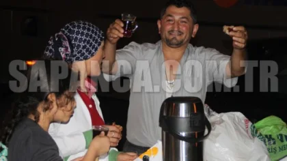 Tatilciler Sahurlarını Yolda Yaptı