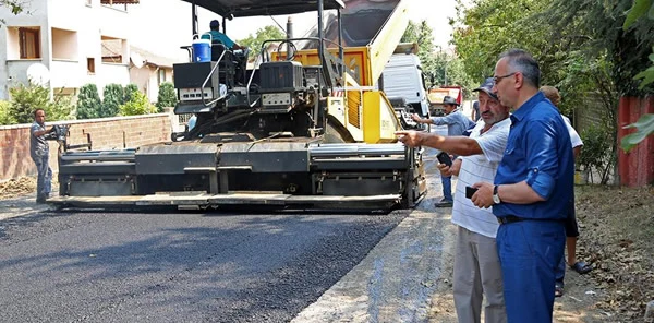 Asfaltlama Çalışmaları Devam Ediyor