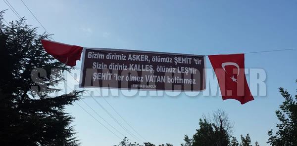 Tepebaşı Gençlik'ten Anlamlı Pankart