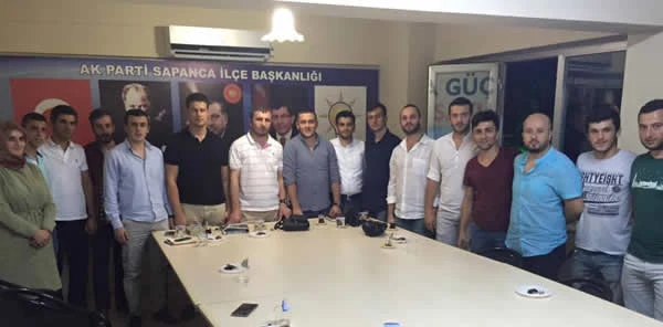 Ak Gençlik Boş Durmuyor