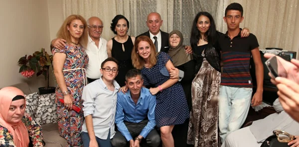 Melek ile Hamdi Evliliğe İlk Adımı Attı