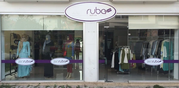 Sapanca'nın İlk Tesettür Mağazası Açıldı