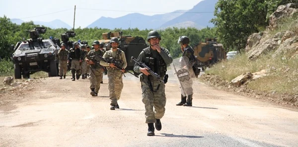 Operasyon Emrine Karşı Çıktılar (2)