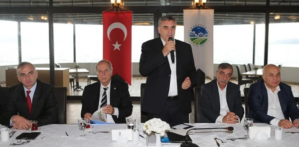 'Sapanca'nın Tüm Grup Yollarını Asfaltlayacağız'