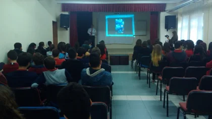 12. Sınıf Öğrencilerine Ygs ve Lys Motivasyon Sunumu