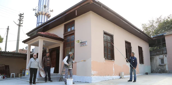 Yeni Mahalle Camisine Bakım