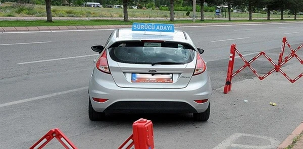 Yeni Ehliyetlere O Şart Geliyor